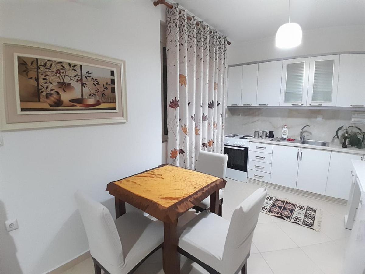 Guest House Taverna Laberia 3 Gjirokastra Zewnętrze zdjęcie